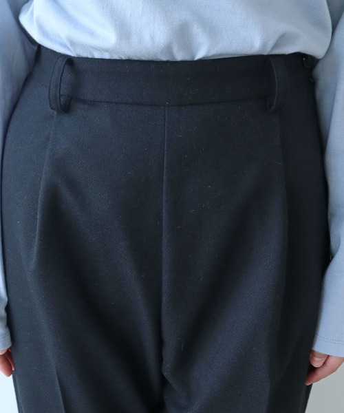 bulle de savon(ビュルデサボン)の「2/60 サキソニー ストレートパンツ(スラックス・レディース・ブラック/ダークブラウン・FREE)」の17枚目の写真