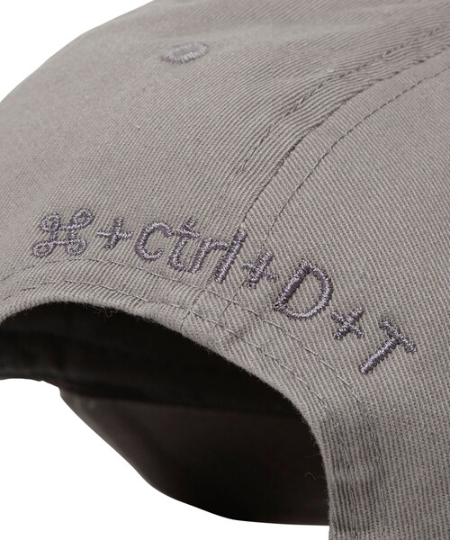 BEAMS T（ビームスティー）の「Kazuma Ogata × し / Cap（キャップ・メンズ・ブラック系その他4/シルバー・ONE SIZE）」の5枚目の写真