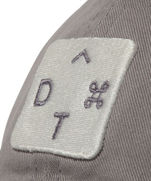 BEAMS T（ビームスティー）の「Kazuma Ogata × し / Cap（キャップ・メンズ・ブラック系その他4/シルバー・ONE SIZE）」の6枚目の写真