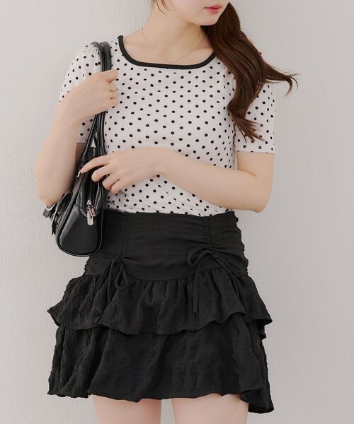 continuer de NICE CLAUP（コンティニューデナイスクラップ）の「2WAYリンガードット柄T（Tシャツ/カットソー・レディース・ブラック/オフホワイト・FREE）」の3枚目の写真