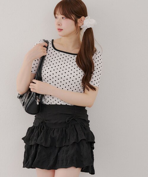 continuer de NICE CLAUP（コンティニューデナイスクラップ）の「2WAYリンガードット柄T（Tシャツ/カットソー・レディース・ブラック/オフホワイト・FREE）」の14枚目の写真