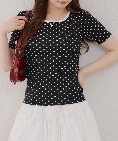 continuer de NICE CLAUP（コンティニューデナイスクラップ）の「2WAYリンガードット柄T（Tシャツ/カットソー・レディース・ブラック/オフホワイト・FREE）」の16枚目の写真