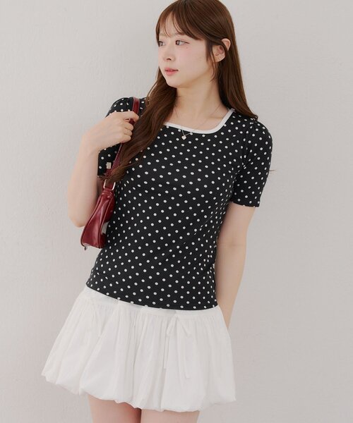 continuer de NICE CLAUP（コンティニューデナイスクラップ）の「2WAYリンガードット柄T（Tシャツ/カットソー・レディース・ブラック/オフホワイト・FREE）」の18枚目の写真