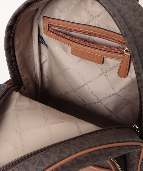 【美品】MICHAEL KORS MKシグネチャー　バックパック　リュック大容量 公式アウトレット】COOPER ポケット バックパック - MKシグネチャー