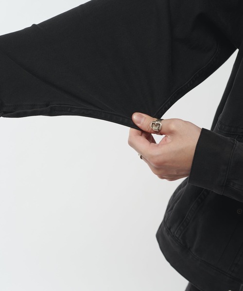 Lui's(ルイス)の「ストレッチBIGデニムトラッカージャケット(ブルゾン・メンズ・グレー/ブラック・S/M)」の11枚目の写真