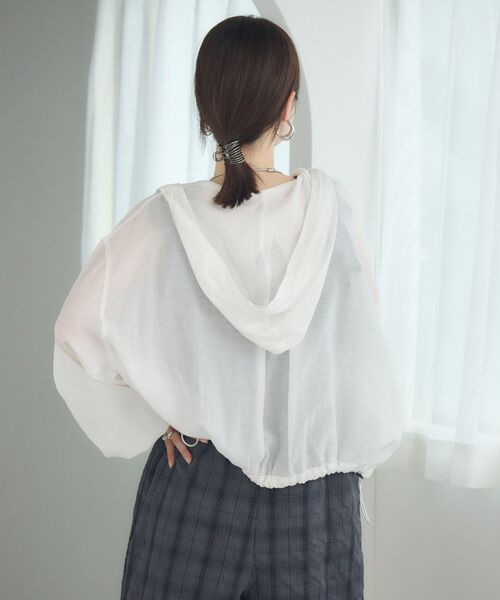 RETRO GIRL(レトロガール)の「シアーダブルZIPフーディー(その他アウター・レディース・ホワイト/ライトグレー/イエロー/ブラック・FREE)」の10枚目の写真