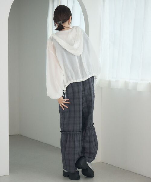 RETRO GIRL(レトロガール)の「シアーダブルZIPフーディー(その他アウター・レディース・ホワイト/ライトグレー/イエロー/ブラック・FREE)」の14枚目の写真