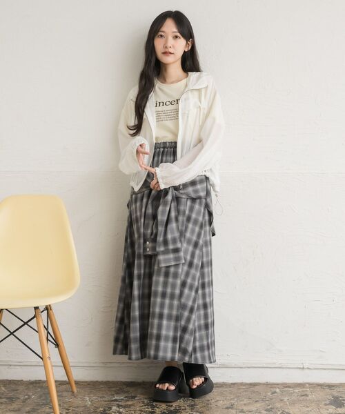 RETRO GIRL(レトロガール)の「シアーダブルZIPフーディー(その他アウター・レディース・ホワイト/ライトグレー/イエロー/ブラック・FREE)」の19枚目の写真