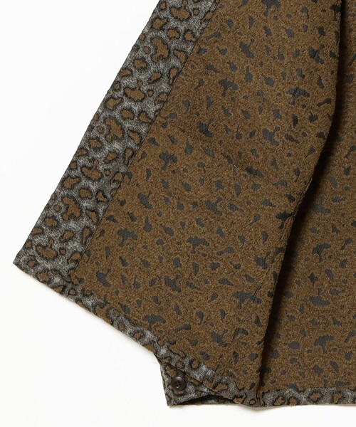 BEAMS PLUS（ビームスプラス）の「カモ ジャカード ミリタリー シャツ ジャケット（ブルゾン・メンズ・カーキ/ブラウン・S/M/L/XL）」の20枚目の写真