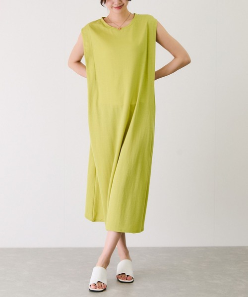 Jayro（ジャイロ）の「カノコ肩タックフレアワンピース（ワンピース・レディース・ブラック/グレー系その他/イエロー/キャメル・FREE）」の3枚目の写真