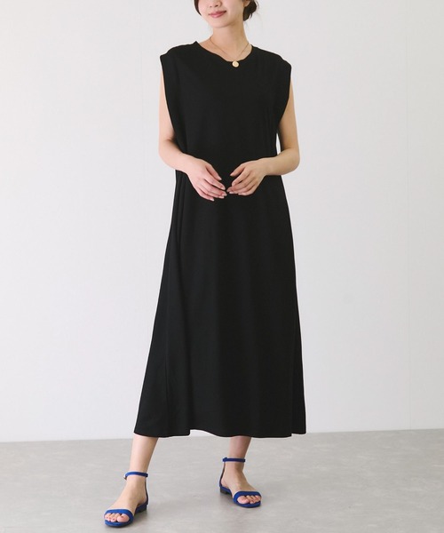 Jayro（ジャイロ）の「カノコ肩タックフレアワンピース（ワンピース・レディース・ブラック/グレー系その他/イエロー/キャメル・FREE）」の2枚目の写真