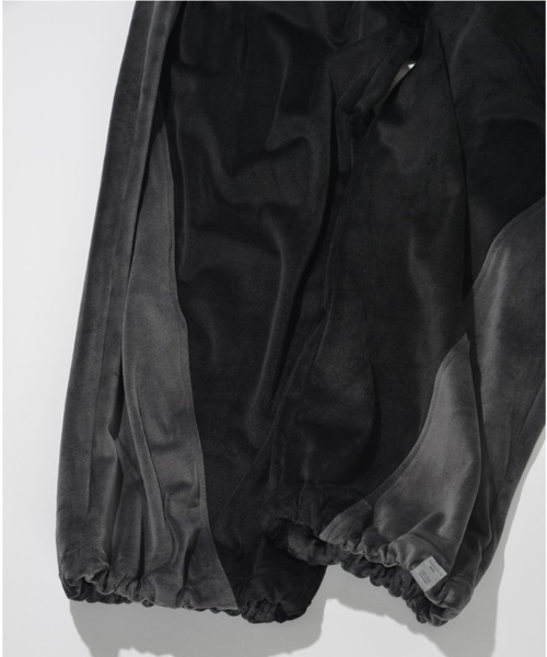 SUPERTHANKS（スーパーサンクス）の「ベロアコンビネーション ワイドパンツVelour Panel Wide Pants（その他パンツ・メンズ・ブラウン/ブラック×グレー/ブラック×ブラック・S/L/M）」の17枚目の写真