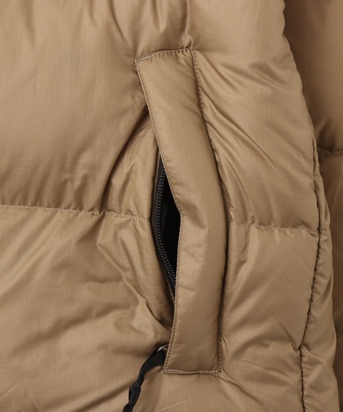 THE NORTH FACE(ザノースフェイス)の「THE NORTH FACE Womens Short Nuptse Jacket / ザ・ノース・フェイス ウィメンズ ショート ヌプシ ジャケット(ダウンジャケット/コート・レディース・カーキ/ブラック/ネイビー/ピンク・S/M/L)」の17枚目の写真