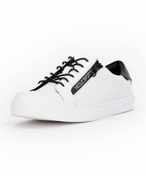 NICOLE CLUB FOR MEN(ニコルクラブフォーメン)の「【NICOLE SPORTS】サイドパンチングスニーカー(スニーカー・メンズ・オフホワイト/ブラック・25.5cm/26.5cm/27.5cm)」の3枚目の写真