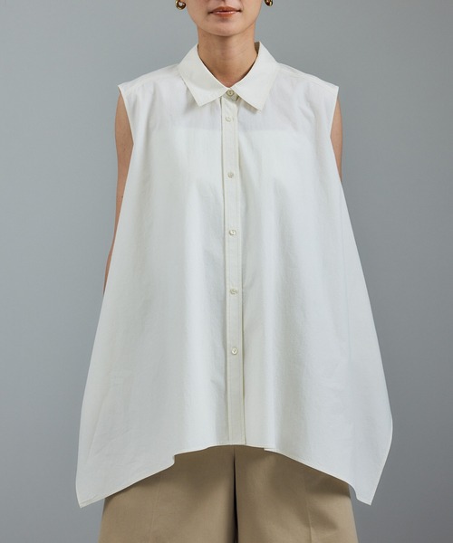 SALON adam et rope'（サロン アダム エ ロペ）の「近江晒タイプライターノースリーブシャツ（シャツ/ブラウス・レディース・チャコールグレー/ブラック/オフホワイト・FREE）」の17枚目の写真