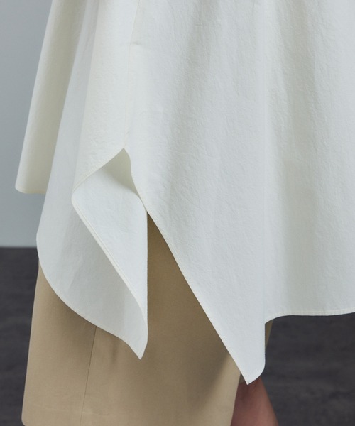 SALON adam et rope'（サロン アダム エ ロペ）の「近江晒タイプライターノースリーブシャツ（シャツ/ブラウス・レディース・チャコールグレー/ブラック/オフホワイト・FREE）」の22枚目の写真