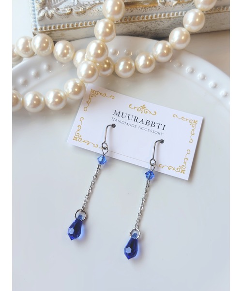 tone(トーン)の「【MUURABBTI】カット雫とチェーンのピアス(MA)(ピアス(両耳用)・レディース・エメラルド/レッド/ブルー系2/パープル系/ブラック/アクア/ピンク/ブルー系/イエロー系・FREE)」の4枚目の写真