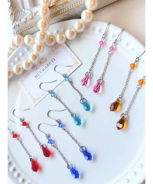 tone(トーン)の「【MUURABBTI】カット雫とチェーンのピアス(MA)(ピアス(両耳用)・レディース・エメラルド/レッド/ブルー系2/パープル系/ブラック/アクア/ピンク/ブルー系/イエロー系・FREE)」の10枚目の写真