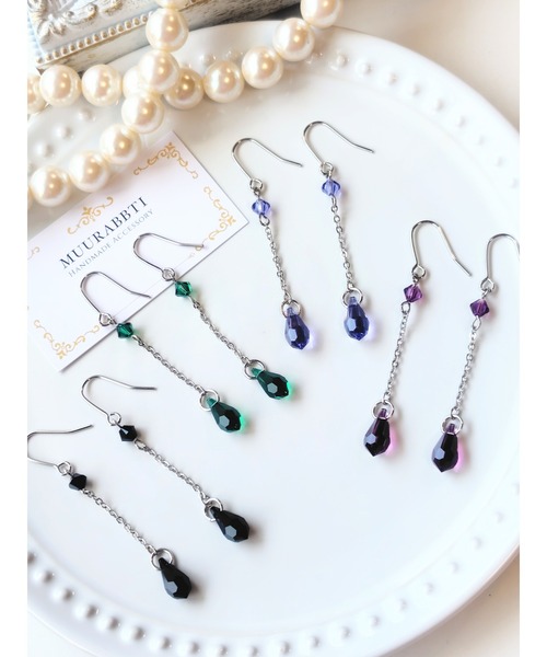 tone(トーン)の「【MUURABBTI】カット雫とチェーンのピアス(MA)(ピアス(両耳用)・レディース・エメラルド/レッド/ブルー系2/パープル系/ブラック/アクア/ピンク/ブルー系/イエロー系・FREE)」の12枚目の写真