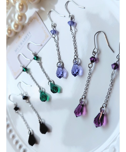 tone(トーン)の「【MUURABBTI】カット雫とチェーンのピアス(MA)(ピアス(両耳用)・レディース・エメラルド/レッド/ブルー系2/パープル系/ブラック/アクア/ピンク/ブルー系/イエロー系・FREE)」の13枚目の写真