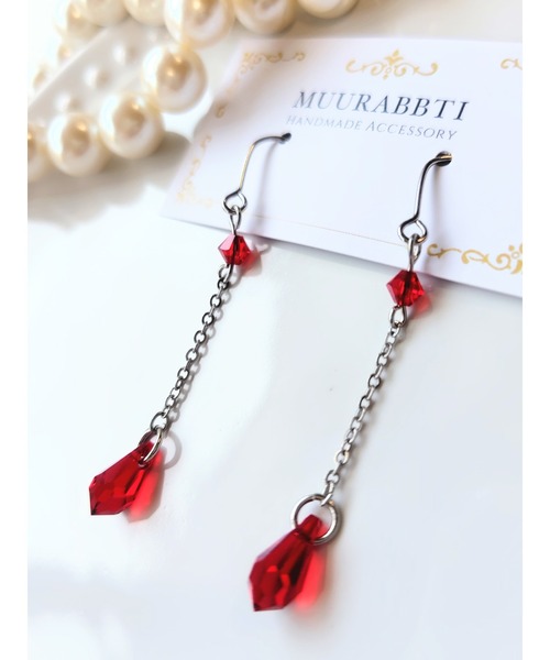 tone(トーン)の「【MUURABBTI】カット雫とチェーンのピアス(MA)(ピアス(両耳用)・レディース・エメラルド/レッド/ブルー系2/パープル系/ブラック/アクア/ピンク/ブルー系/イエロー系・FREE)」の18枚目の写真