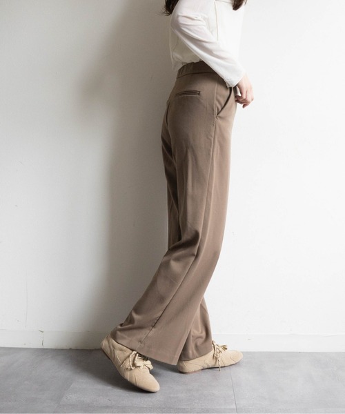 Fabby fabby(ファビィーファビィー)の「Wコードスニーカー(スニーカー・レディース・ブラック/ベージュ/ブラウン/グレー・MEDIUM/LARGE/SMALL)」の13枚目の写真