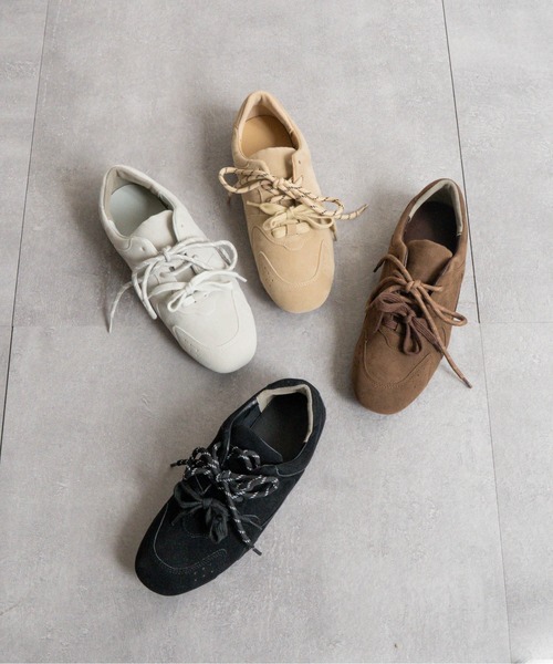 Fabby fabby(ファビィーファビィー)の「Wコードスニーカー(スニーカー・レディース・ブラック/ベージュ/ブラウン/グレー・MEDIUM/LARGE/SMALL)」の19枚目の写真