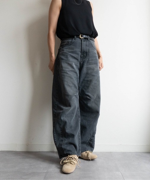 Fabby fabby(ファビィーファビィー)の「Wコードスニーカー(スニーカー・レディース・ブラック/ベージュ/ブラウン/グレー・MEDIUM/LARGE/SMALL)」の8枚目の写真