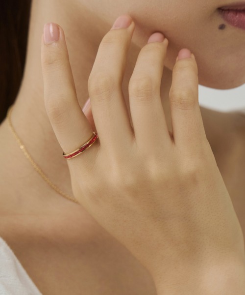 ciite' surgical stainless(シーテサージカルステンレス)の「【 金属アレルギー対応 】 カラービジュー エターナルリング サージカルステンレス(リング・レディース・ブルー/グリーン/レッド/ブラック・13号/11号)」の6枚目の写真