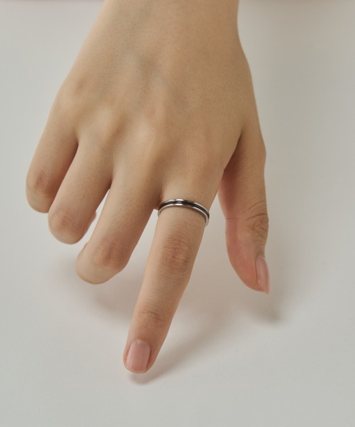 ciite' surgical stainless(シーテサージカルステンレス)の「【 金属アレルギー対応 】 カラービジュー エターナルリング サージカルステンレス(リング・レディース・ブルー/グリーン/レッド/ブラック・13号/11号)」の17枚目の写真