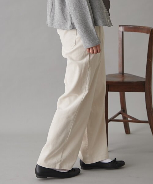 GEVACO（ゲバコ）の「【3サイズ展開】【GEVACO】コーデュロイイージーワイドパンツ（その他パンツ・レディース・キャメル/アイボリー/ブラック・SMALL/MEDIUM/LARGE）」の8枚目の写真
