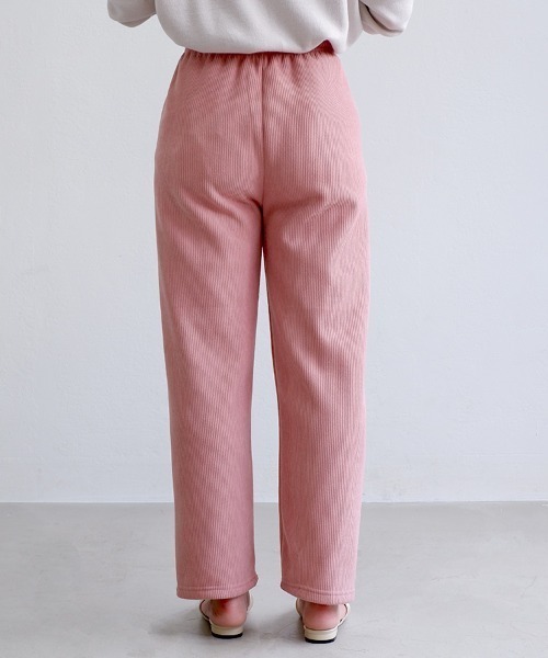 CLOTHY（クロシィ）の「【あったか裏ボアシリーズ】裏ボアコーデュロイパンツ（スラックス・レディース・オフホワイト/ブラック/ベージュ/ブラウン/ピンク・MEDIUM/LARGE）」の11枚目の写真