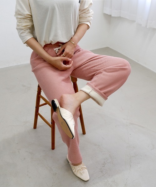 CLOTHY（クロシィ）の「【あったか裏ボアシリーズ】裏ボアコーデュロイパンツ（スラックス・レディース・オフホワイト/ブラック/ベージュ/ブラウン/ピンク・MEDIUM/LARGE）」の12枚目の写真