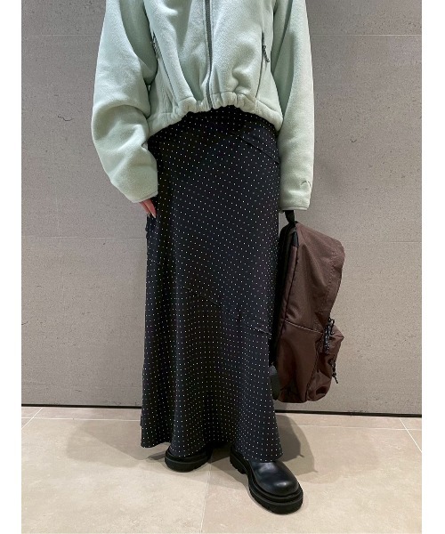 ドットプリントスパイラルナロースカート