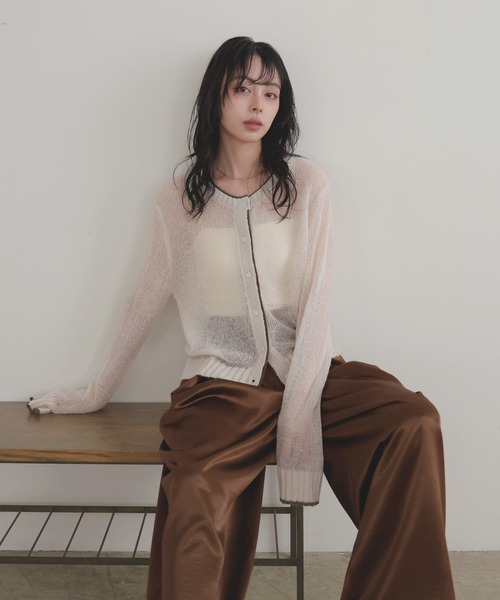 LIAN（リアン）の「シアーバイカラーカーディガン（カーディガン/ボレロ・レディース・ブラウン/チャコールグレー/グレー/アイボリー・FREE）」の22枚目の写真