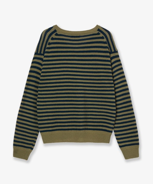 aeae（エーイーエーイー）の「STRIPE V-NECK KNIT PULLOVER（ニット/セーター・レディース・カーキ・FREE）」の2枚目の写真