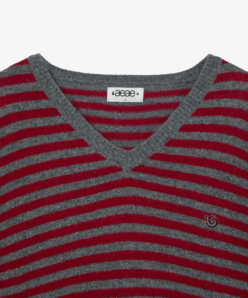 aeae（エーイーエーイー）の「STRIPE V-NECK KNIT PULLOVER（ニット/セーター・レディース・カーキ・FREE）」の7枚目の写真