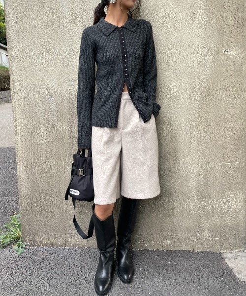 AIC.(エーアイシー)の「ホックデザインポロニットトップス(ニット/セーター・レディース・ライトグレー/チャコールグレー/グリーン/ブラウン・FREE)」の17枚目の写真