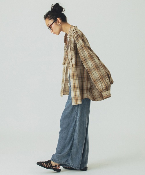 ROSE BUD(ローズバッド)の「CHECK SHIRT(シャツ/ブラウス・レディース・ベージュ/ネイビー・ONE SIZE)」の8枚目の写真