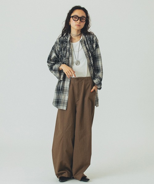 ROSE BUD(ローズバッド)の「CHECK SHIRT(シャツ/ブラウス・レディース・ベージュ/ネイビー・ONE SIZE)」の21枚目の写真