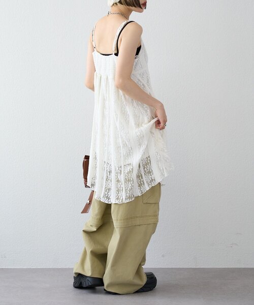 w closet(ダブルクローゼット)の「【25AW】アシメレースキャミワンピース(ワンピース・レディース・ブラック/アイボリー・FREE)」の13枚目の写真