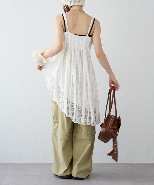 w closet(ダブルクローゼット)の「【25AW】アシメレースキャミワンピース(ワンピース・レディース・ブラック/アイボリー・FREE)」の15枚目の写真