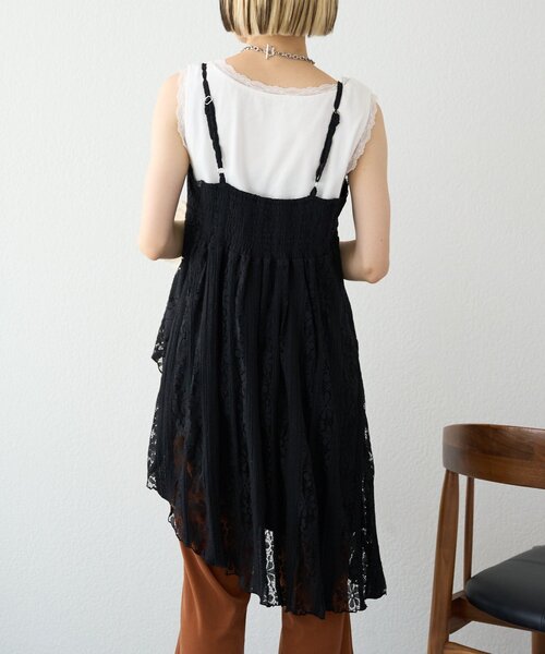 w closet(ダブルクローゼット)の「【25AW】アシメレースキャミワンピース(ワンピース・レディース・ブラック/アイボリー・FREE)」の21枚目の写真