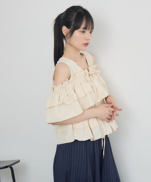 RETRO GIRL(レトロガール)の「マルチWAYノースリBL(シャツ/ブラウス・レディース・ナチュラル/ブラック/グリーン・FREE)」の9枚目の写真