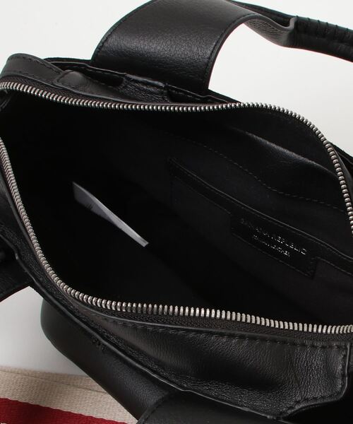 Banana Republic（バナナリパブリック）の「◆レザー & スエード ミニ ジップトートバッグ（ハンドバッグ・レディース・ブラック/ブラウン/イエロー/オフホワイト・ONE SIZE）」の22枚目の写真