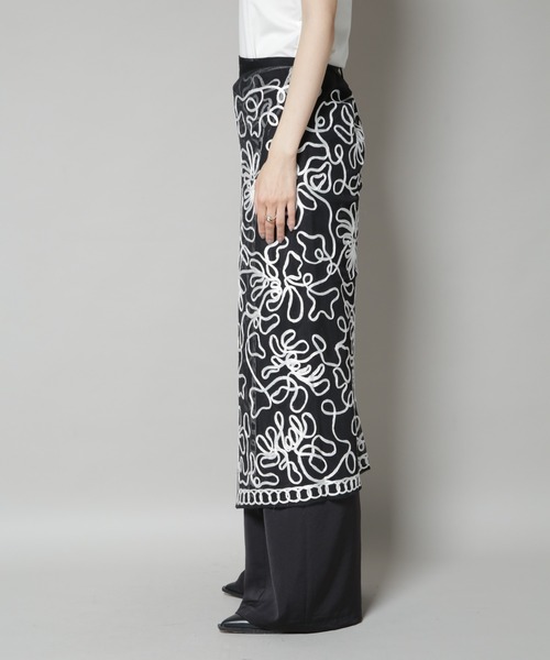 sara mallika(サラ マリカ)の「Sara mallika/TULLETAPEEMBROIDERY WRAP SKIRT(スカート・レディース・ブラック/ベージュ系その他・FREE)」の16枚目の写真