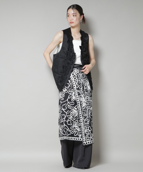 sara mallika(サラ マリカ)の「Sara mallika/TULLETAPEEMBROIDERY WRAP SKIRT(スカート・レディース・ブラック/ベージュ系その他・FREE)」の10枚目の写真