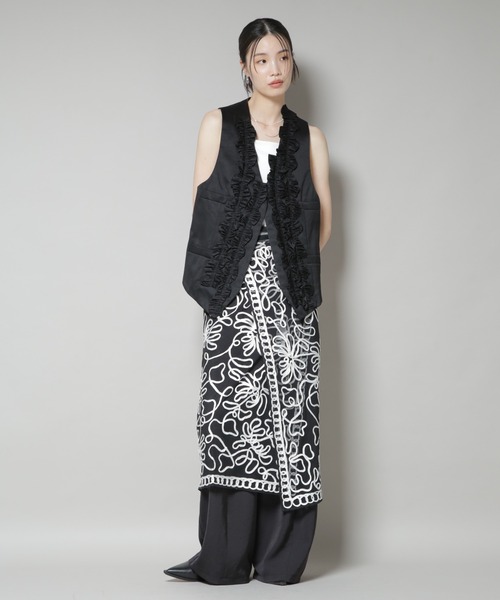 sara mallika(サラ マリカ)の「Sara mallika/TULLETAPEEMBROIDERY WRAP SKIRT(スカート・レディース・ブラック/ベージュ系その他・FREE)」の12枚目の写真