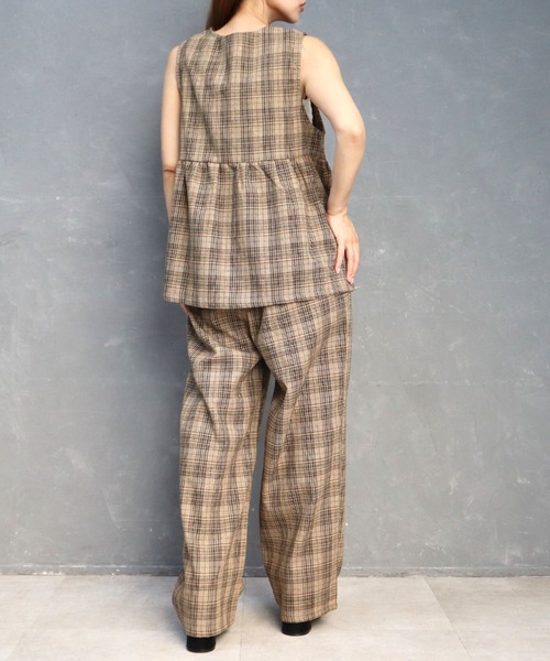 CECIL McBEE(セシルマクビー)の「チェック柄フロントZIPベストセットアップ(ワンピース・レディース・ベージュ/ブラック/ブラウン・LARGE/MEDIUM)」の16枚目の写真