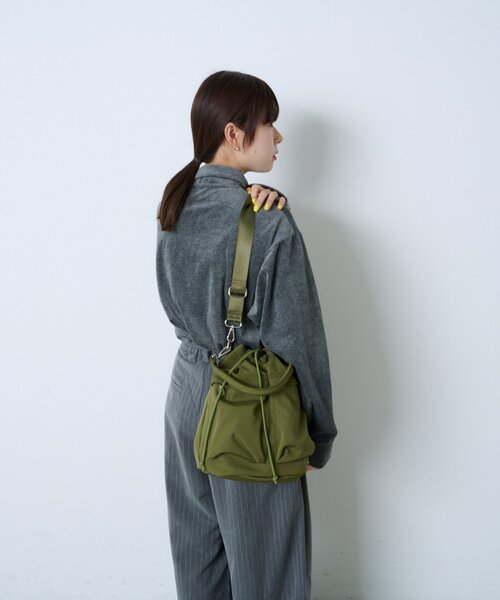 WHIMSIC（ウィムジック）の「【UNISEX】ベロアポロシャツ（ポロシャツ・レディース・ネイビー/チャコールグレー・FREE）」の17枚目の写真